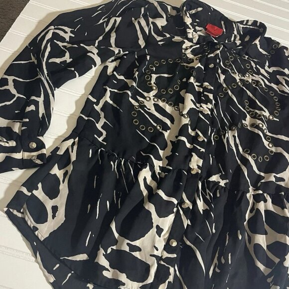 V CRISTINA WOMEN’S ANIMAL  PRINT BLACK /IVORY 100% POLYESTER BLOUSE SIZE M - Picture 4 of 12
